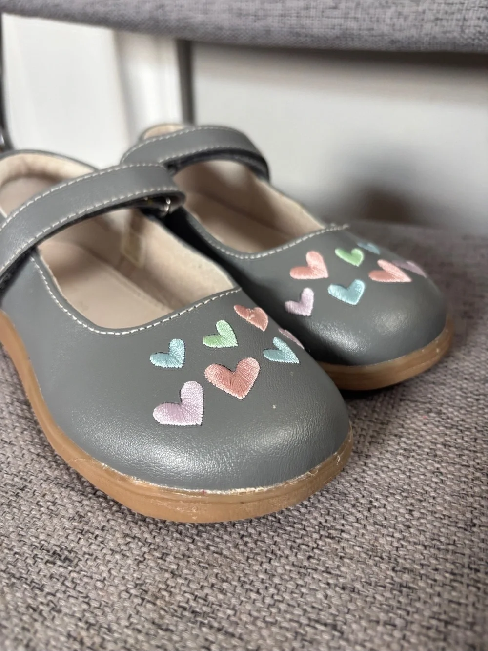 See Kai Run Ginny Gray Leather Embroidered Hearts Mary Jane Shoes